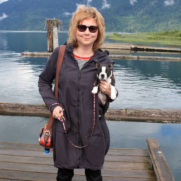 Meet your Posher, Bibiana - Picture 1 of 1